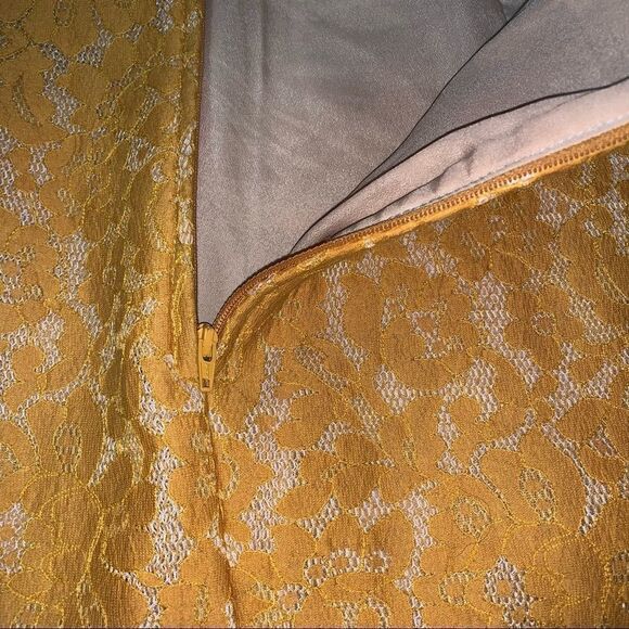 KEEPSAKE The Label Lace Mustard color Pencil Skirt medium weight - Picture 4 of 6